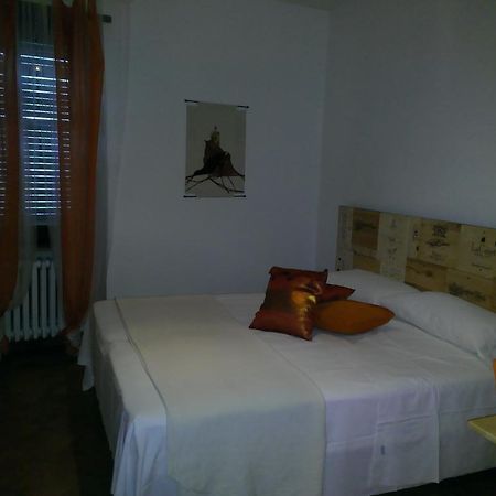 Hôtel Rossobarolo Extérieur photo