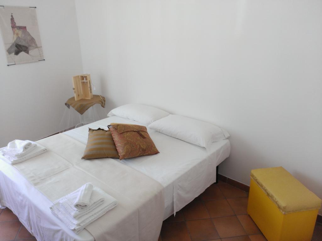Hôtel Rossobarolo Extérieur photo