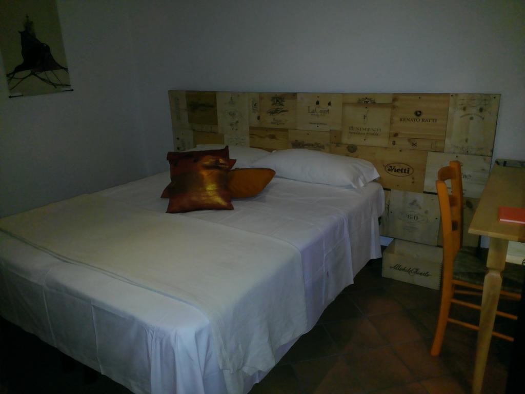 Hôtel Rossobarolo Extérieur photo