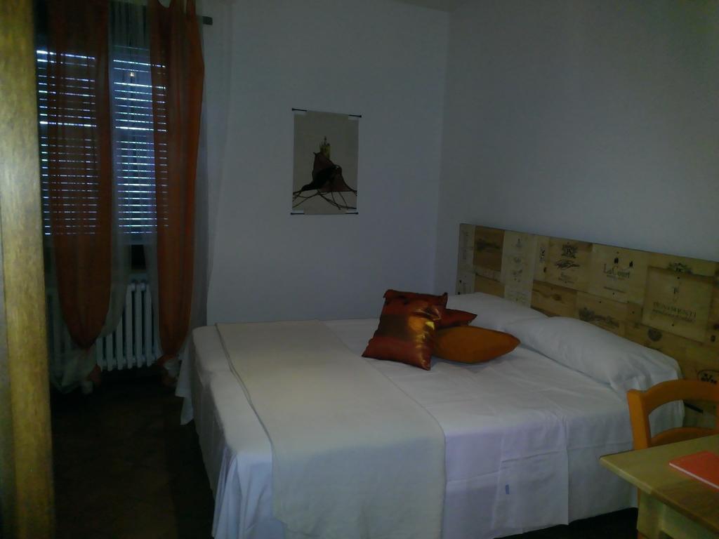 Hôtel Rossobarolo Extérieur photo